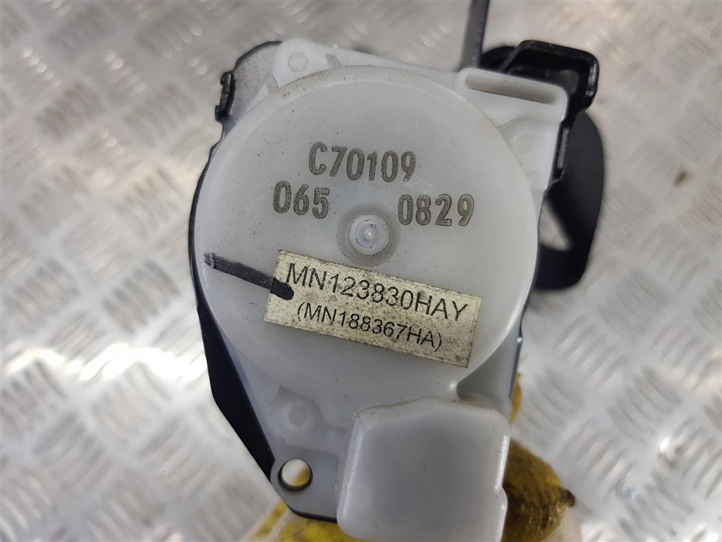 ремень безопасности MITSUBISHI L200  2.5 DI-D MT (136 л.с.)L200  IV (2006—2014) Пикап MN188367HA, 1550 рублей, Москва