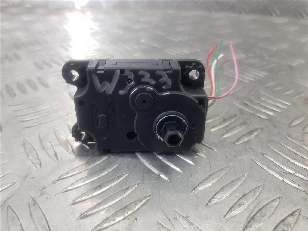 сервопривод печки MITSUBISHI L200  2.4 DID AT (154 л.с.)L200  V (2015—2019) Пикап CSA512T014, 1440 рублей, Москва