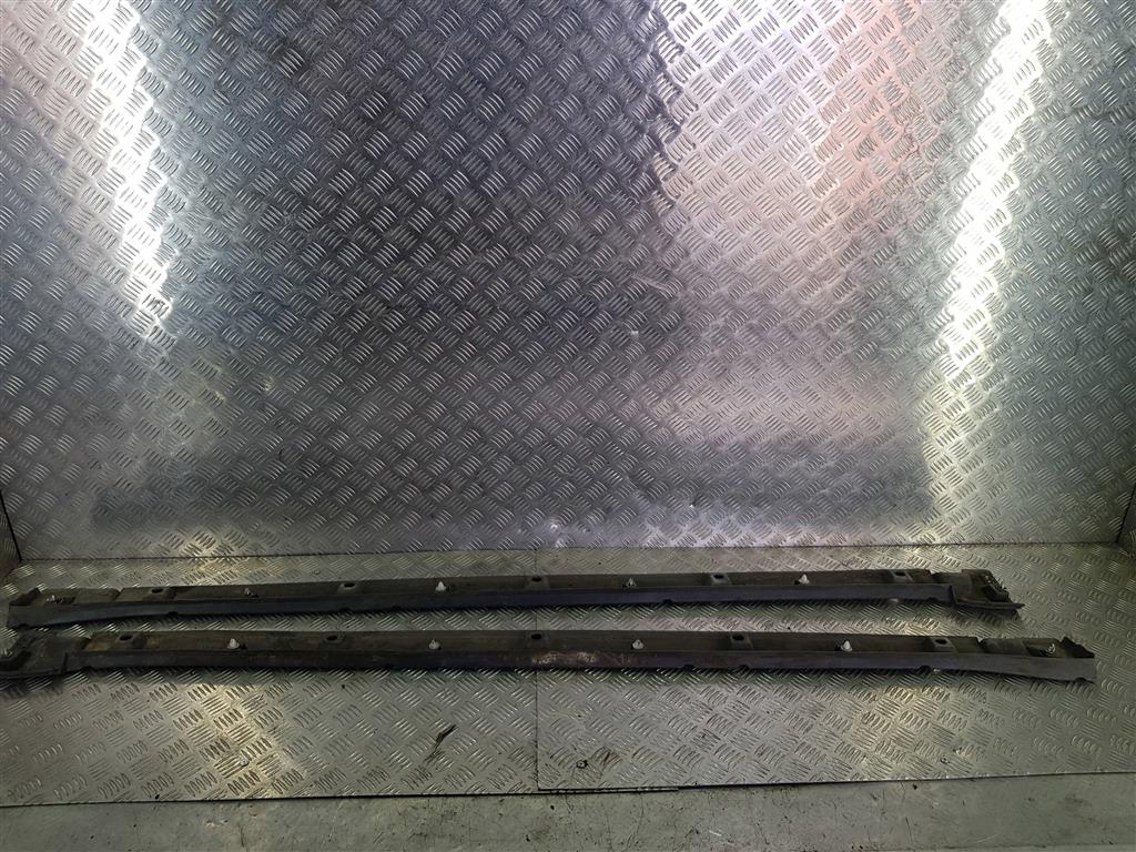 накладка порога SUZUKI Grand Vitara 2.0 4WD AT (140 л.с.)Grand Vitara  II (2005—2008) Внедорожник 7766065J00, 2360 рублей, Москва