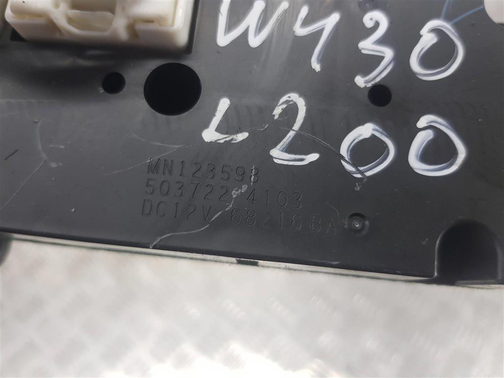 блок управления печкой MITSUBISHI L200  2.5 DI-D MT (136 л.с.)L200  IV (2006—2014) Пикап MN123598, 2360 рублей, Москва