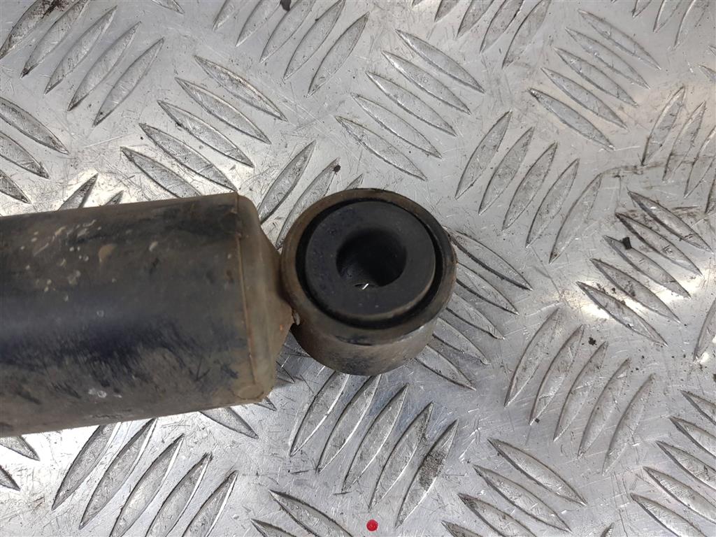 амортизатор MITSUBISHI L200  2.5 DI-D MT (136 л.с.)L200  IV (2006—2014) Пикап MR992632, 1320 рублей, Москва