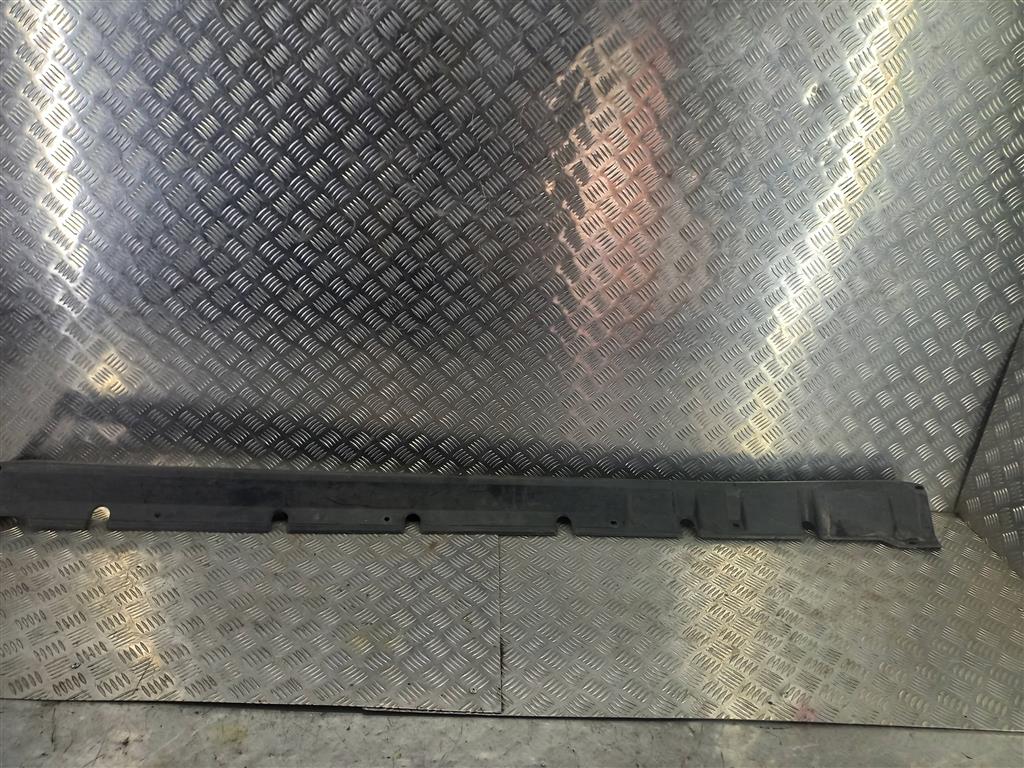 накладка порога MITSUBISHI CARISMA  mr910491, 3279 рублей, Москва