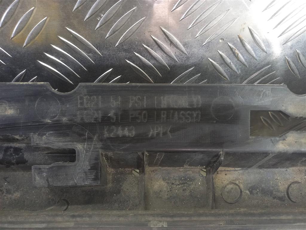 накладка порога MAZDA CX-7  EG2151PR1, 1320 рублей, Москва