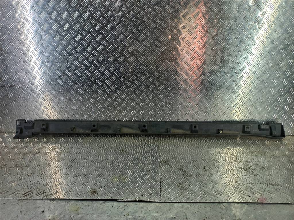 накладка порога SUZUKI Grand Vitara 2.0 4WD MT (140 л.с.)Grand Vitara  II (2005—2008) Внедорожник 7766165j0, 1900 рублей, Москва