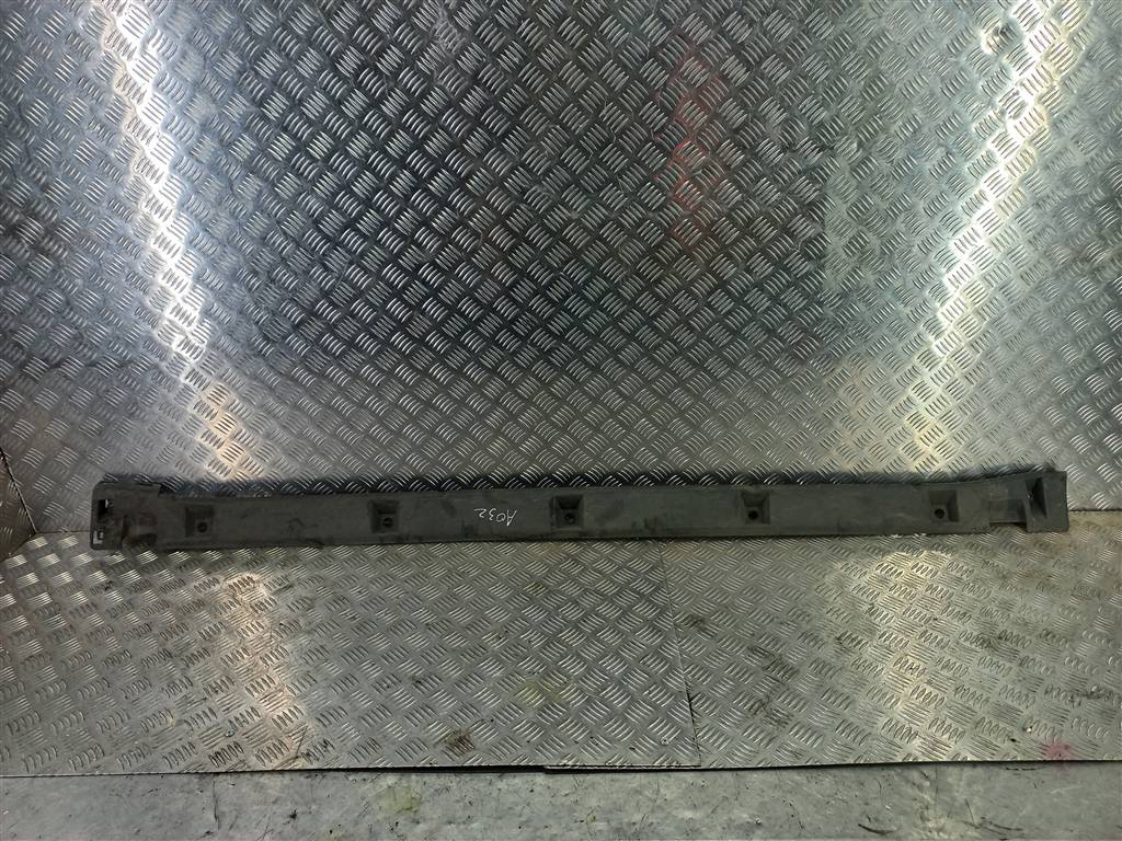 накладка порога SUZUKI Grand Vitara 2.0 4WD MT (140 л.с.)Grand Vitara  II (2005—2008) Внедорожник 7766165j0, 1900 рублей, Москва