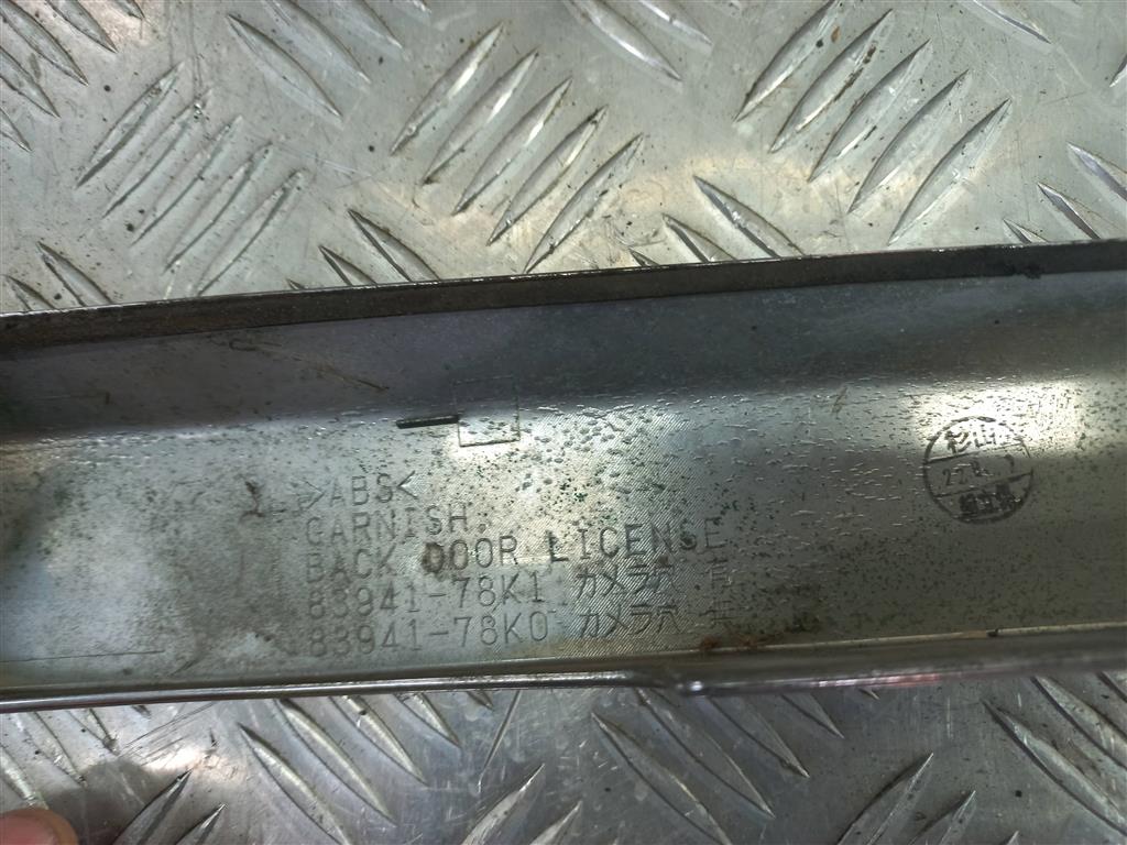 накладка двери SUZUKI Grand Vitara 2.4 AT (169 л.с.)Grand Vitara  II рестайлинг (2008—2012) Внедорожник 83940-78K01-0PG, 3850 рублей, Москва