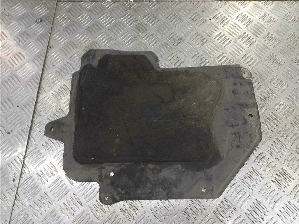 пыльник двигателя SUZUKI Grand Vitara 2.4 AT (169 л.с.)Grand Vitara  II рестайлинг (2008—2012) Внедорожник 72381-65J00, 1210 рублей, Москва