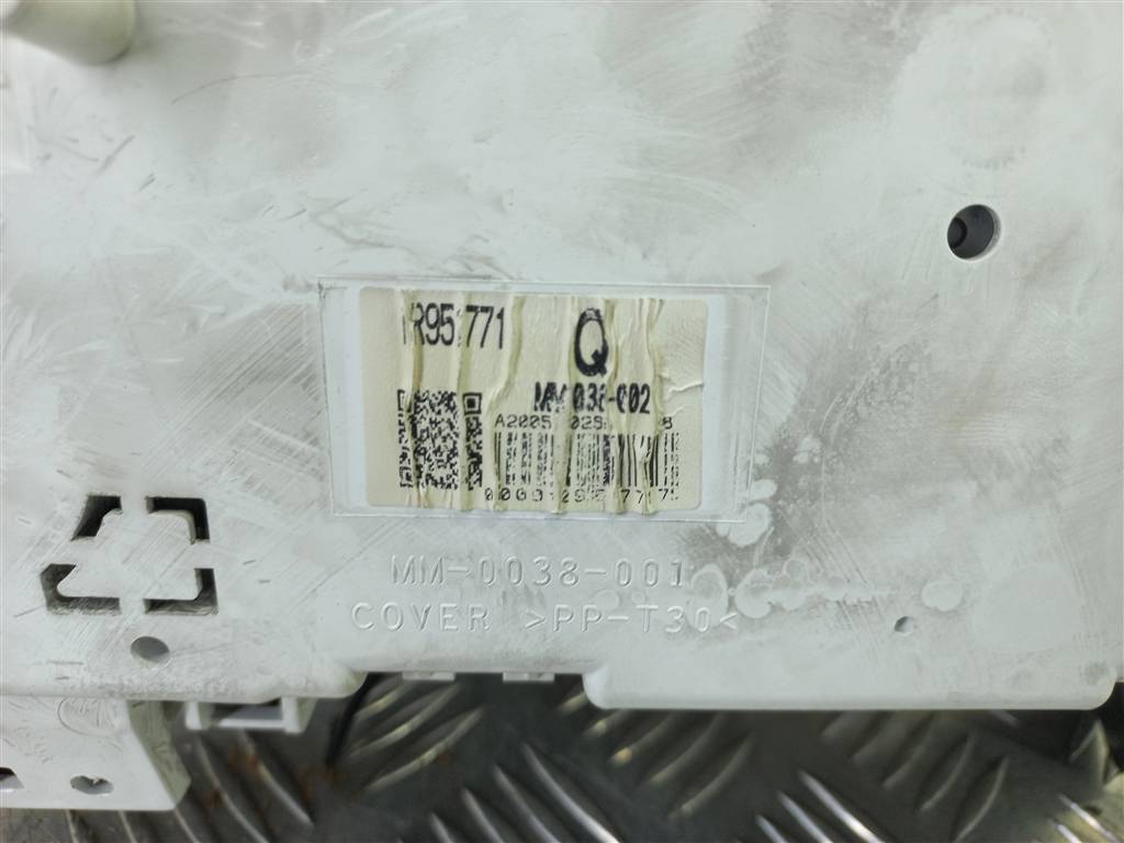 панель приборов MITSUBISHI COLT  MR951771, 1550 рублей, Москва