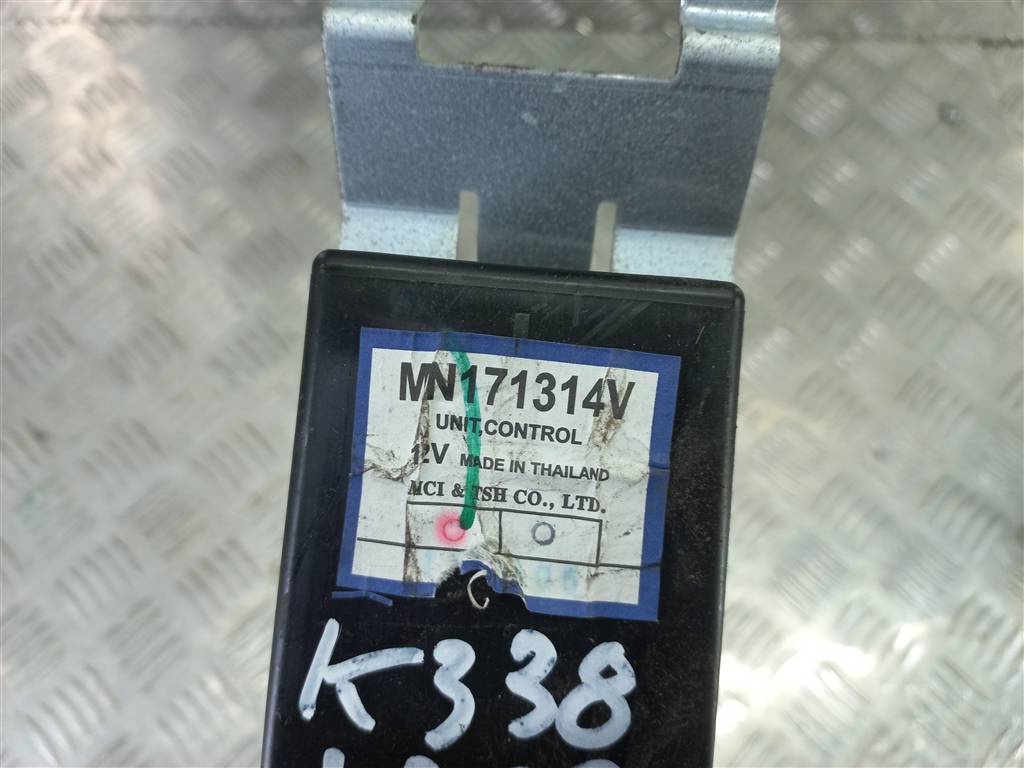 блок управления полным приводом MITSUBISHI L200  2.5 DI-D MT (136 л.с.)L200  IV (2006—2014) Пикап mn17131v, 3050 рублей, Москва