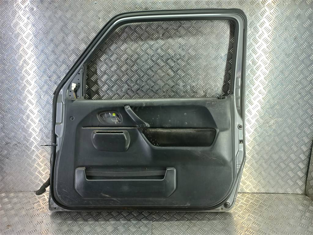 дверь SUZUKI JIMNY 1.3 4WD MT (86 л.с.)Jimny  III рестайлинг (2005—2012) Внедорожник 68001-81A11, 12250 рублей, Москва