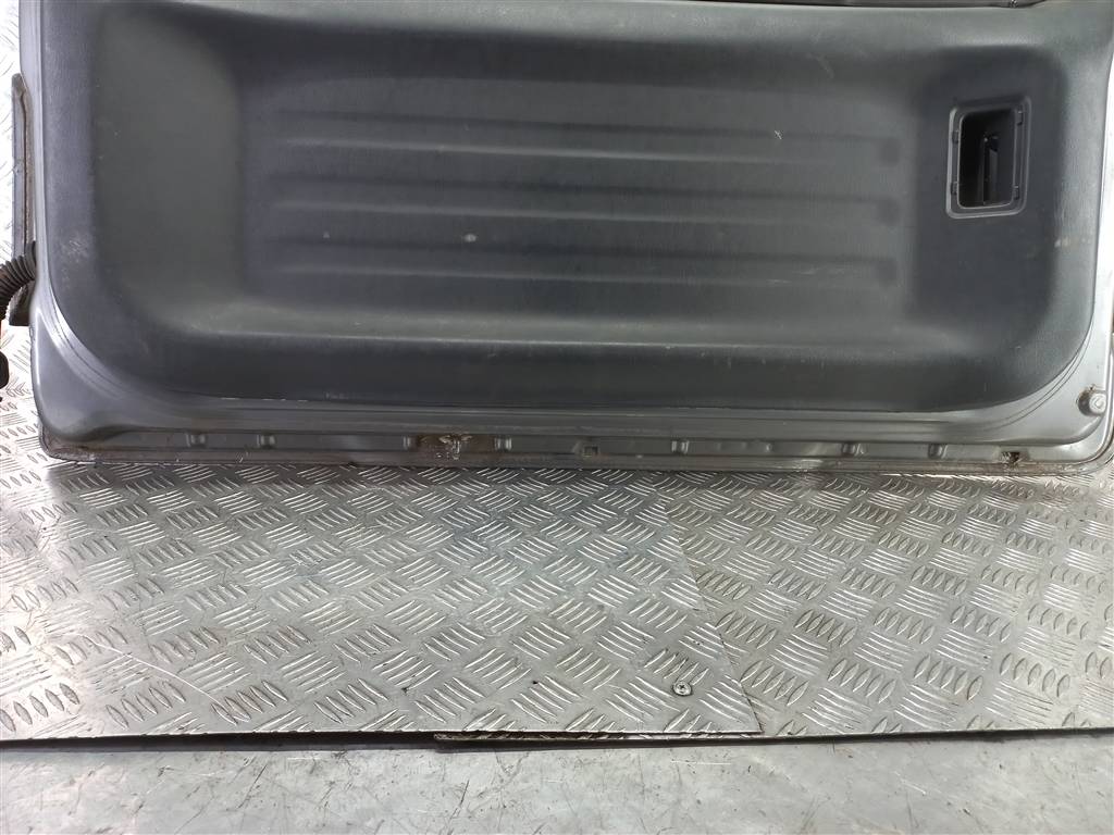 крышка багажника SUZUKI JIMNY 1.3 4WD MT (86 л.с.)Jimny  III рестайлинг (2005—2012) Внедорожник 69100-81A03, 25700 рублей, Москва