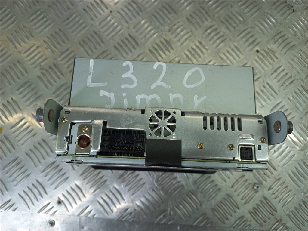 магнитола SUZUKI JIMNY 1.3 4WD MT (86 л.с.)Jimny  III рестайлинг (2005—2012) Внедорожник 39101-76J81, 5120 рублей, Москва
