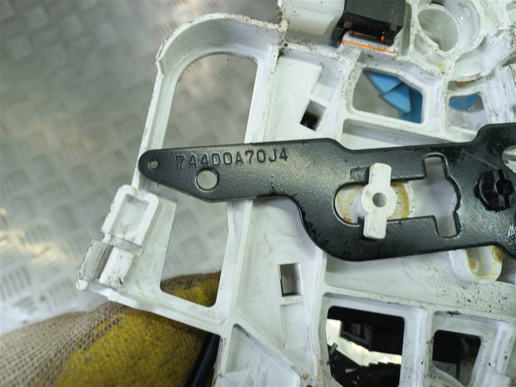 блок управления печкой SUZUKI JIMNY 1.3 4WD MT (86 л.с.)Jimny  III рестайлинг (2005—2012) Внедорожник 7440077A00, 980 рублей, Москва