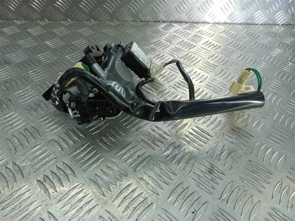 замок зажигания SUZUKI JIMNY 1.3 4WD MT (86 л.с.)Jimny  III рестайлинг (2005—2012) Внедорожник 37103-81831, 5230 рублей, Москва