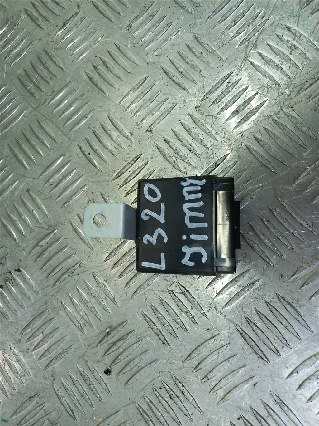 блок управления полным приводом SUZUKI JIMNY 1.3 4WD MT (86 л.с.)Jimny  III рестайлинг (2005—2012) Внедорожник 3888582C00, 1780 рублей, Москва