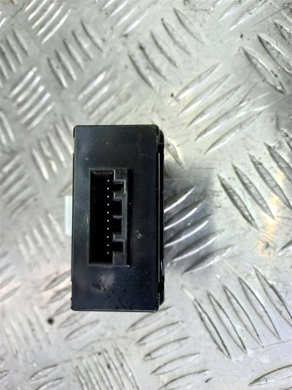 блок управления полным приводом SUZUKI JIMNY 1.3 4WD MT (86 л.с.)Jimny  III рестайлинг (2005—2012) Внедорожник 3888582C00, 1780 рублей, Москва