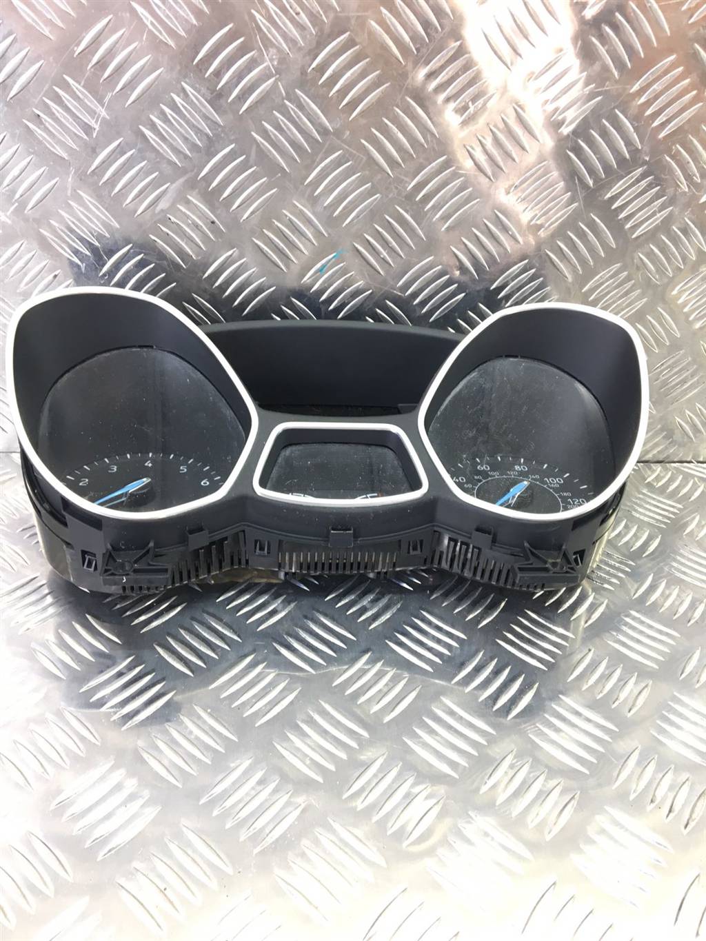 панель приборов FORD Focus 2.0 AMT (160 л.с.)Focus  III рестайлинг (2014—2019) Седан F1ET-10849-CTG, 22030 рублей, Москва