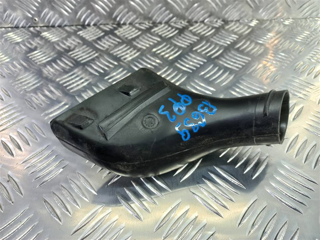 воздухозаборник FORD Focus 2.0 AMT (160 л.с.)Focus  III рестайлинг (2014—2019) Седан bv619c679aa, 2370 рублей, Москва