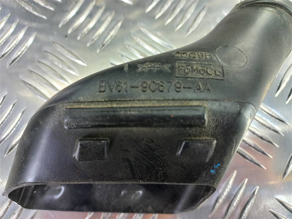 воздухозаборник FORD Focus 2.0 AMT (160 л.с.)Focus  III рестайлинг (2014—2019) Седан bv619c679aa, 2370 рублей, Москва