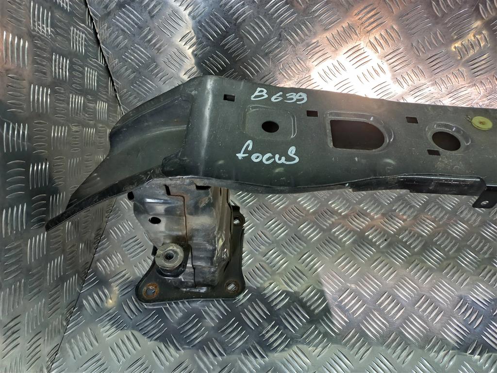 усилитель бампера FORD Focus 2.0 AMT (160 л.с.)Focus  III рестайлинг (2014—2019) Седан 1860770, 8450 рублей, Москва