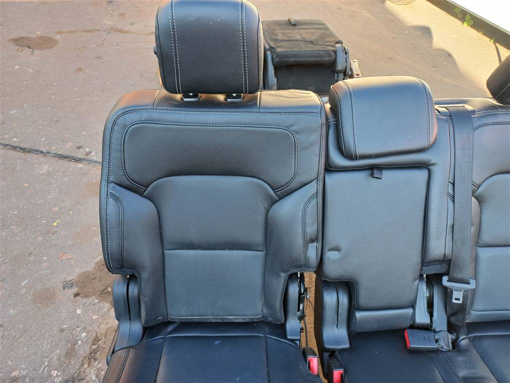 салон FORD EXPLORER 3.5 4WD AT (290 л.с.)Explorer  V рестайлинг (2015—2018) Внедорожник FB5Z7862900HA, 98150 рублей, Москва