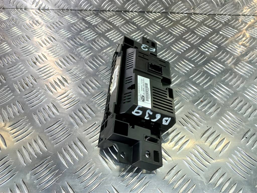 дисплей информационный FORD Focus 2.0 AMT (160 л.с.)Focus  III рестайлинг (2014—2019) Седан f1ft18b955cd, 9800 рублей, Москва