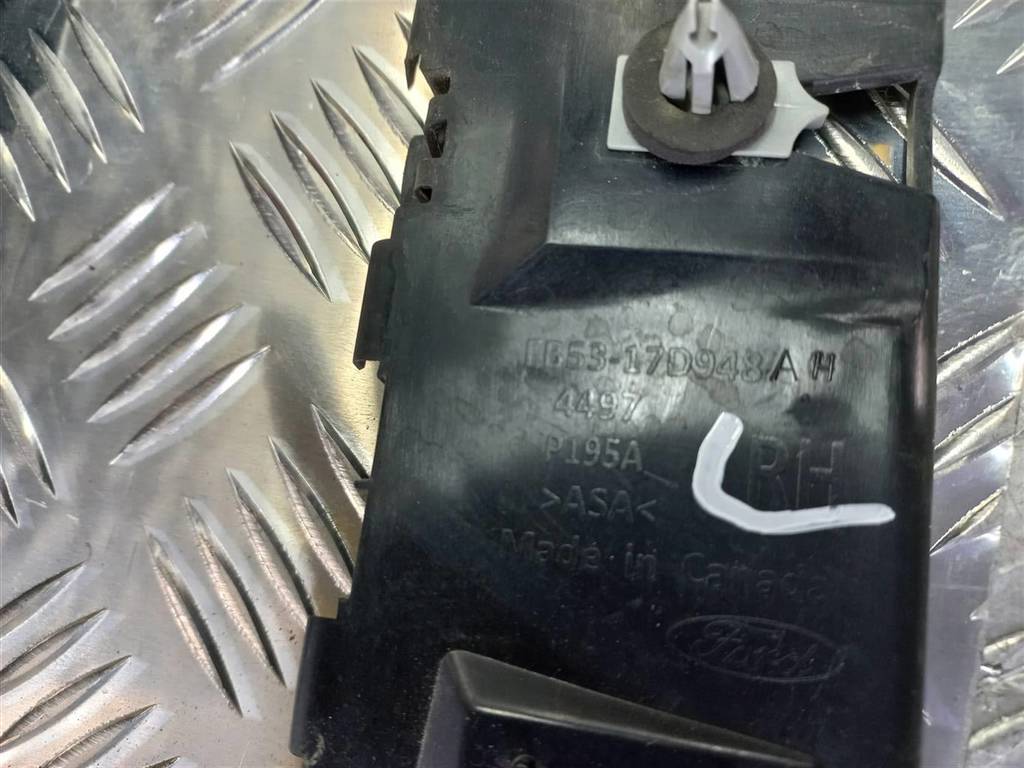 кронштейн бампера FORD EXPLORER 3.5 4WD AT (290 л.с.)Explorer  V рестайлинг (2015—2018) Внедорожник fb5317d948ah, 3970 рублей, Москва