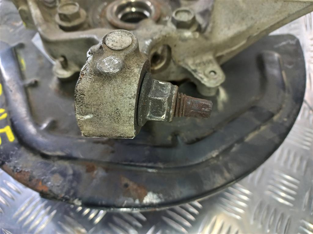 кулак FORD EXPLORER 3.5 4WD AT (290 л.с.)Explorer  V рестайлинг (2015—2018) Внедорожник BB5Z-3K186-A, 10060 рублей, Москва