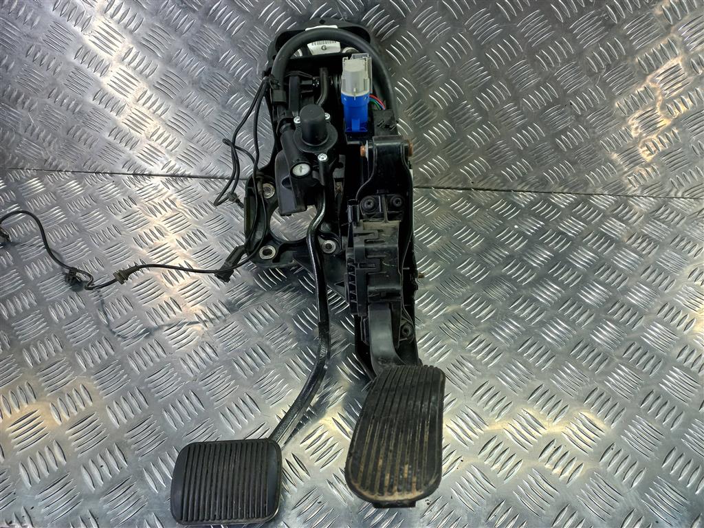 педальный узел FORD EXPLORER 3.5 4WD AT (290 л.с.)Explorer  V рестайлинг (2015—2018) Внедорожник bb539f856gk, 8450 рублей, Москва