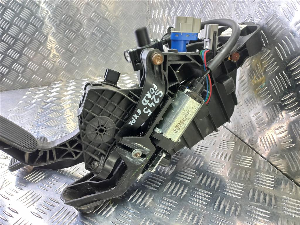 педальный узел FORD EXPLORER 3.5 4WD AT (290 л.с.)Explorer  V рестайлинг (2015—2018) Внедорожник bb539f856gk, 8450 рублей, Москва