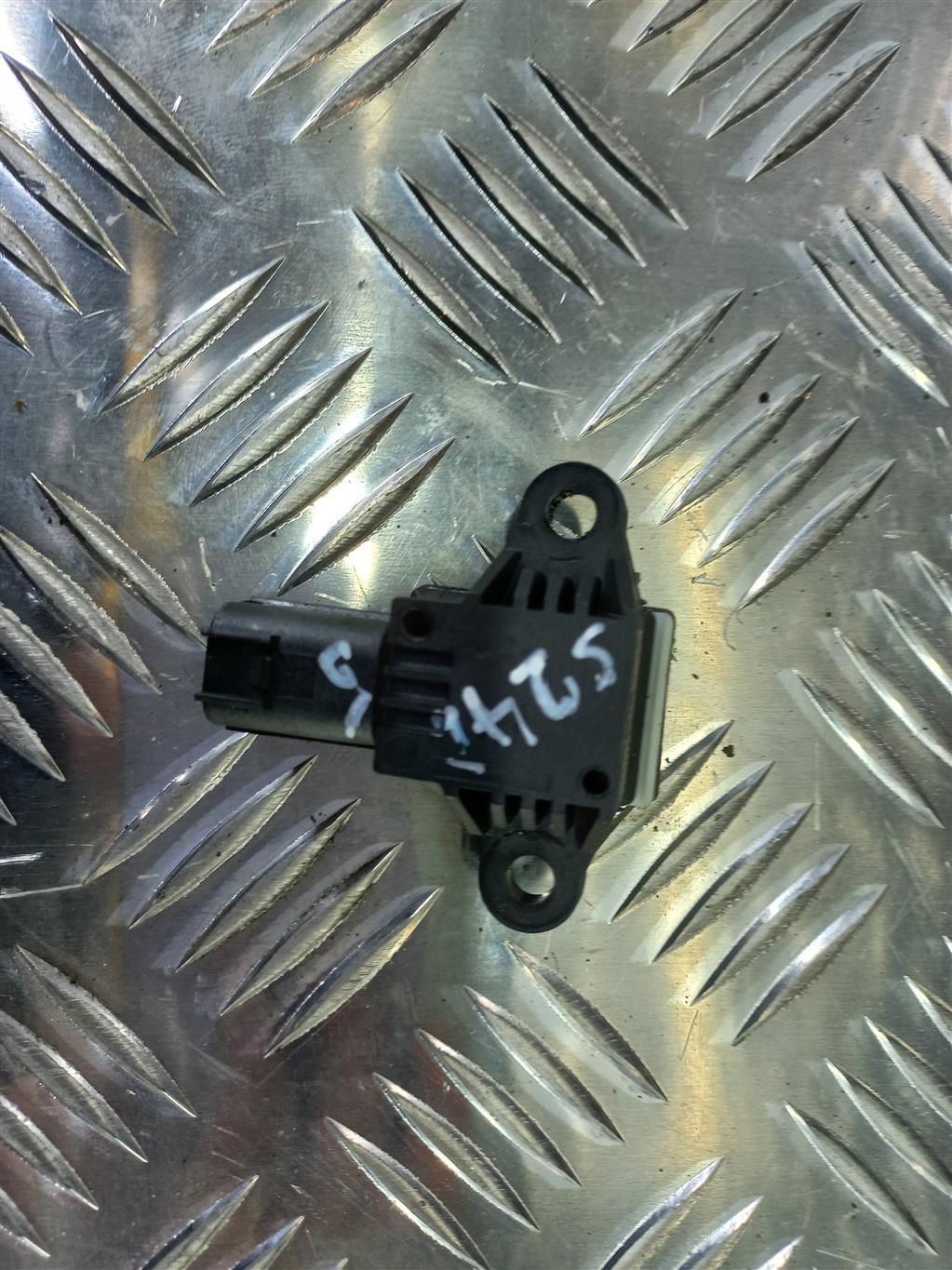 датчик удара (air bag) FORD EXPLORER 3.5 4WD AT (290 л.с.)Explorer  V рестайлинг (2015—2018) Внедорожник dg1314c676aa, 2700 рублей, Москва