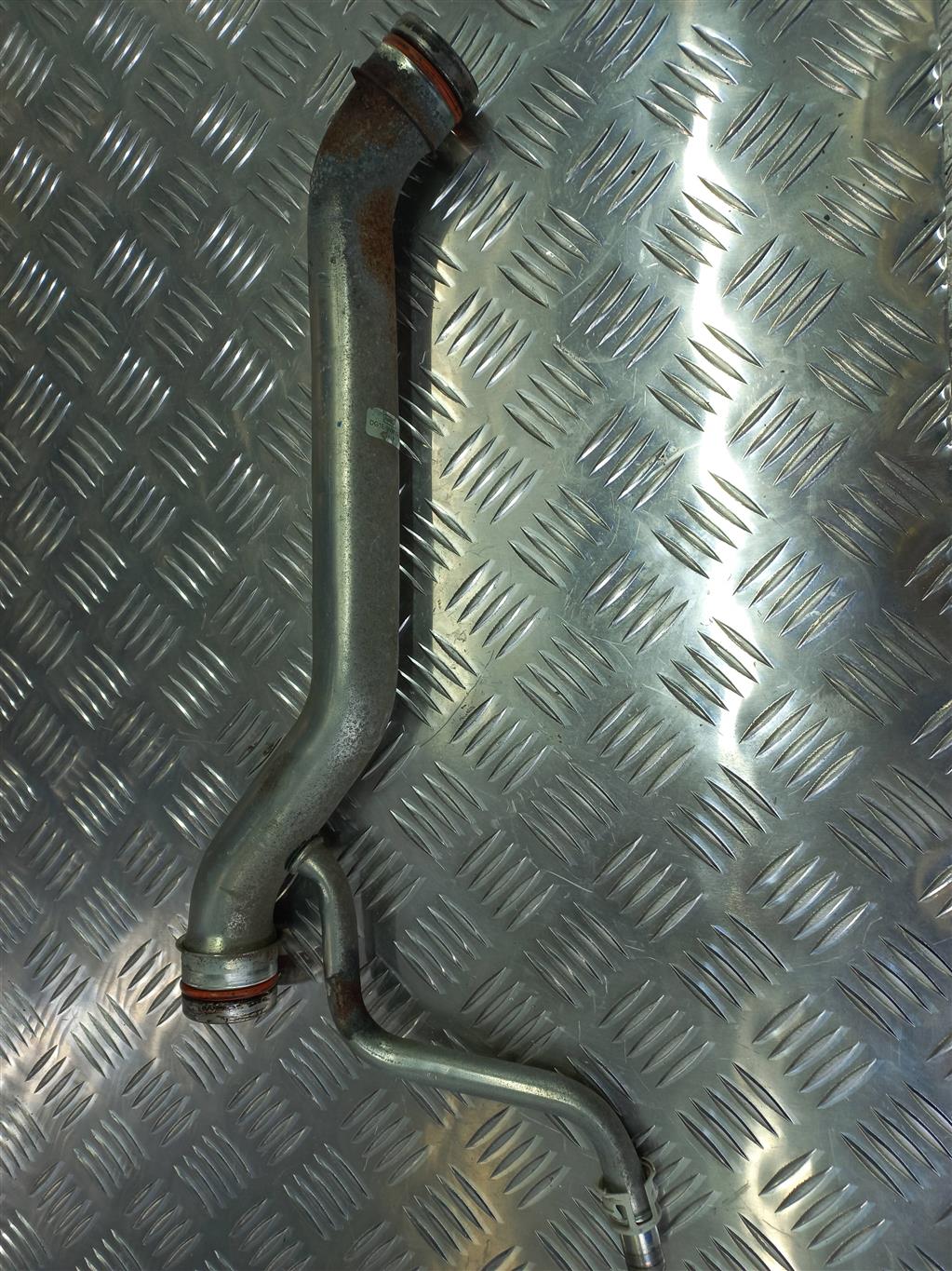 трубка охлаждающей жидкости FORD EXPLORER 3.5 4WD AT (290 л.с.)Explorer  V рестайлинг (2015—2018) Внедорожник dg1e9n271ab, 1320 рублей, Москва