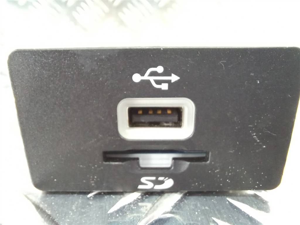 разъем usb-aux FORD EXPLORER 3.5 4WD AT (290 л.с.)Explorer  V рестайлинг (2015—2018) Внедорожник gc3t14f014ab, 4540 рублей, Москва