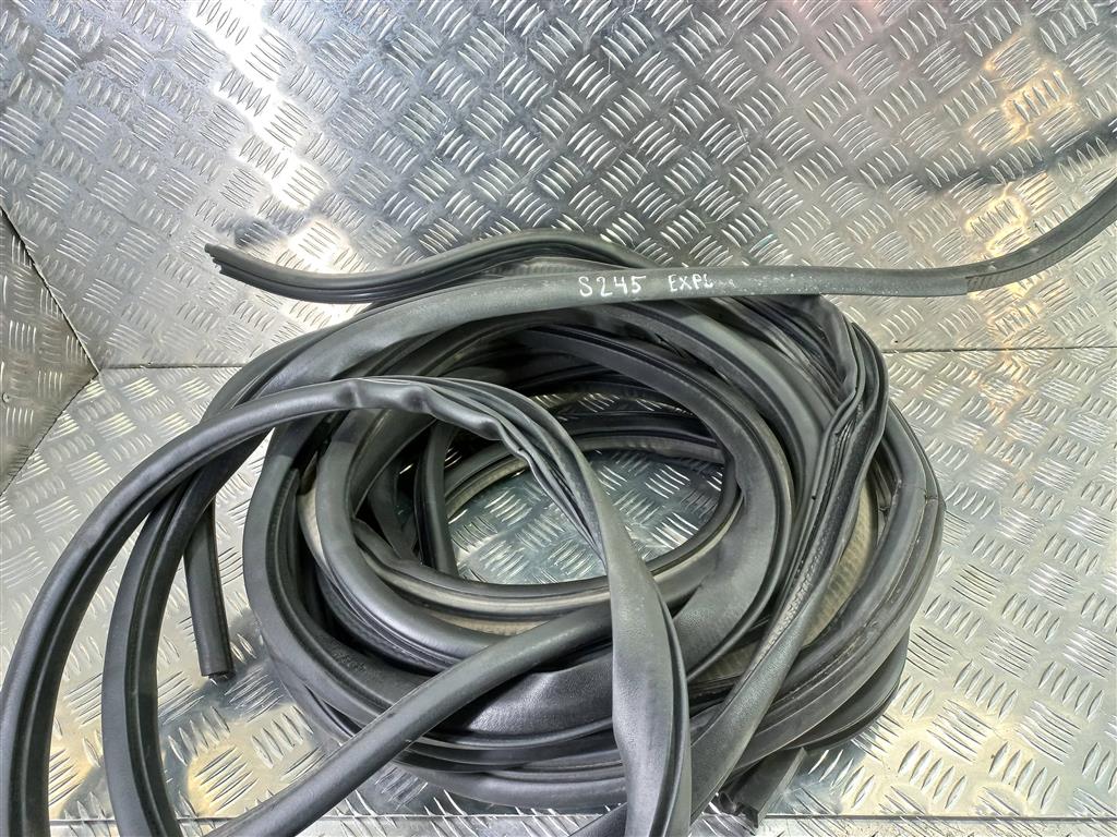 уплотнитель FORD Focus 2.0 AMT (160 л.с.)Focus  III рестайлинг (2014—2019) Седан CV6Z-5820530-A, 3900 рублей, Москва