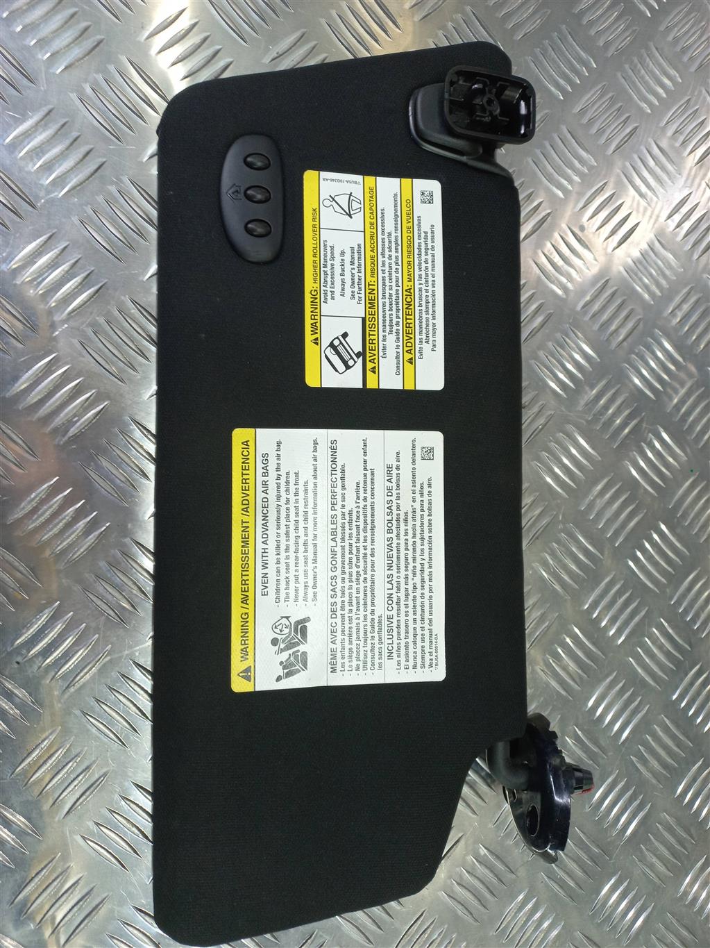 козырек солнцезащитный пассажирский FORD EXPLORER 3.5 4WD AT (290 л.с.)Explorer  V рестайлинг (2015—2018) Внедорожник bb537804100, 2010 рублей, Москва