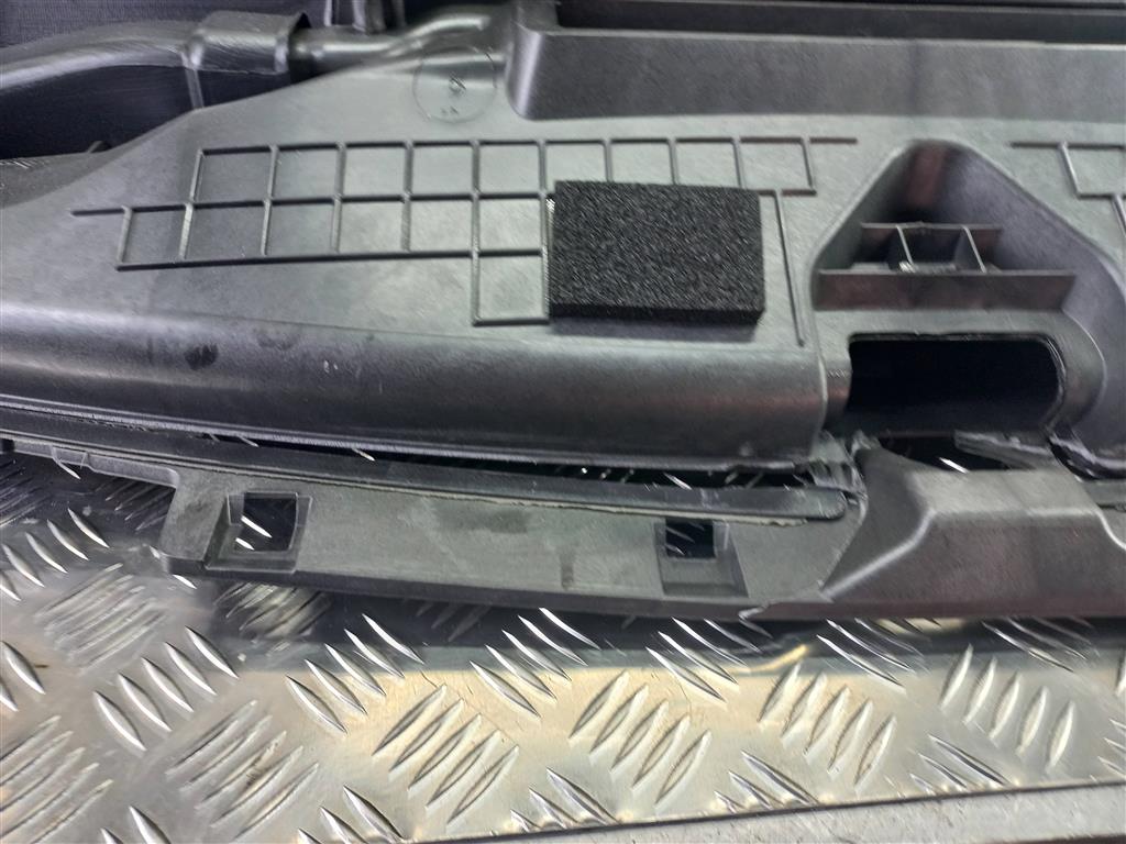 торпедо FORD EXPLORER 3.5 4WD AT (290 л.с.)Explorer  V рестайлинг (2015—2018) Внедорожник FB5Z-7804320-CA, 27539 рублей, Москва