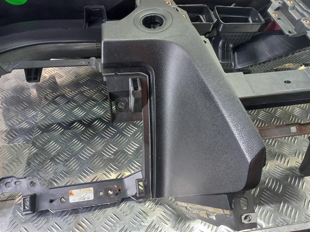 торпедо FORD EXPLORER 3.5 4WD AT (290 л.с.)Explorer  V рестайлинг (2015—2018) Внедорожник FB5Z-7804320-CA, 27539 рублей, Москва