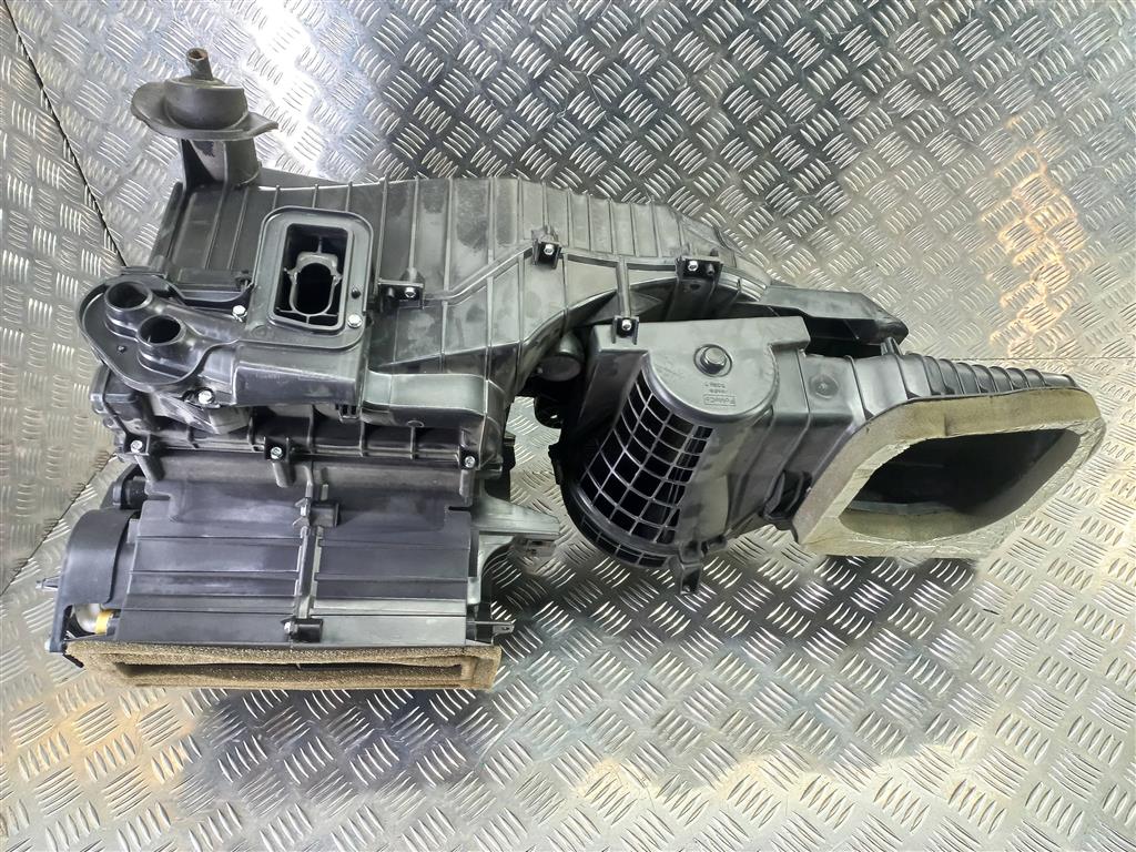 корпус отопителя FORD EXPLORER 3.5 4WD AT (290 л.с.)Explorer  V рестайлинг (2015—2018) Внедорожник DG1Z-19850-D, 13969 рублей, Москва