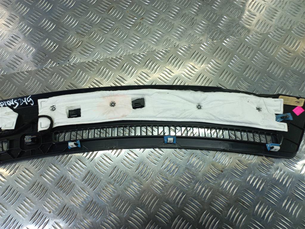 решетка обдува лобового стекла FORD EXPLORER 3.5 4WD AT (290 л.с.)Explorer  V рестайлинг (2015—2018) Внедорожник BB5378064b62, 5810 рублей, Москва