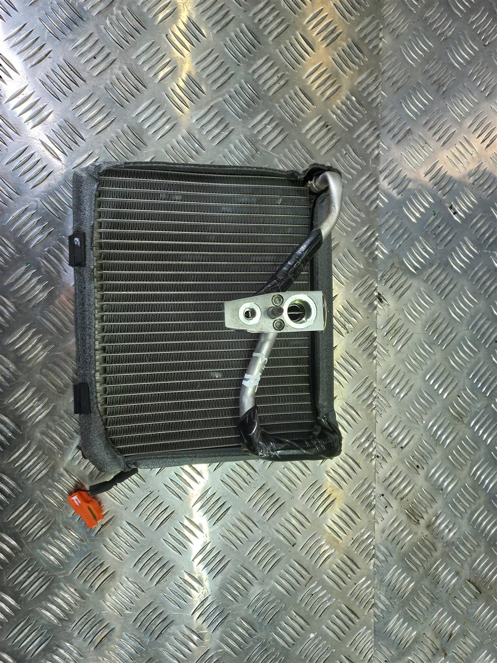 радиатор кондиционера FORD EXPLORER 3.5 4WD AT (290 л.с.)Explorer  V рестайлинг (2015—2018) Внедорожник EB5Z-19712-F, 13050 рублей, Москва