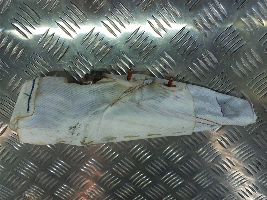 подушка безопасности боковая (сиденье) FORD Focus 2.0 AMT (160 л.с.)Focus  III рестайлинг (2014—2019) Седан F1EB611D11BB, 3020 рублей, Москва