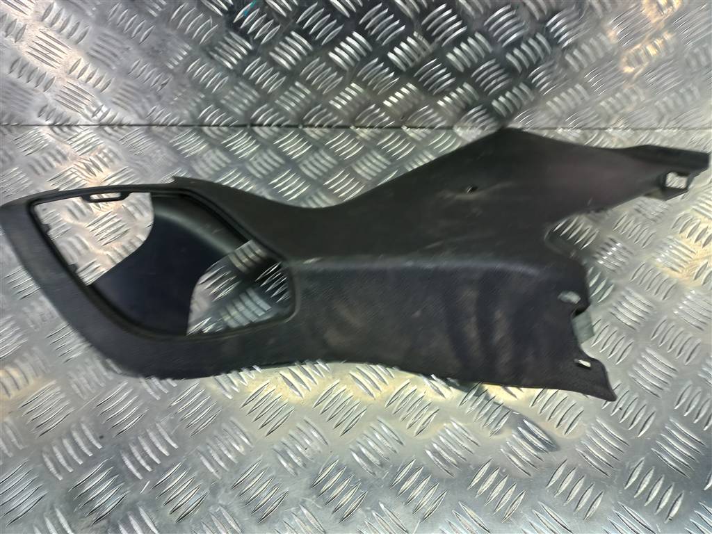 накладка FORD Focus 2.0 AMT (160 л.с.)Focus  III рестайлинг (2014—2019) Седан bm51f312a15, 1440 рублей, Москва