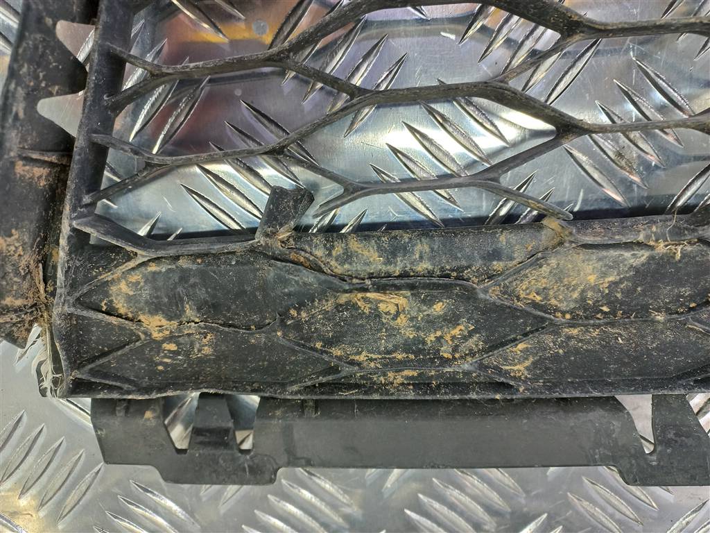 решетка бампера FORD EXPLORER 3.5 4WD AT (290 л.с.)Explorer  V рестайлинг (2015—2018) Внедорожник fb5317k945, 4890 рублей, Москва