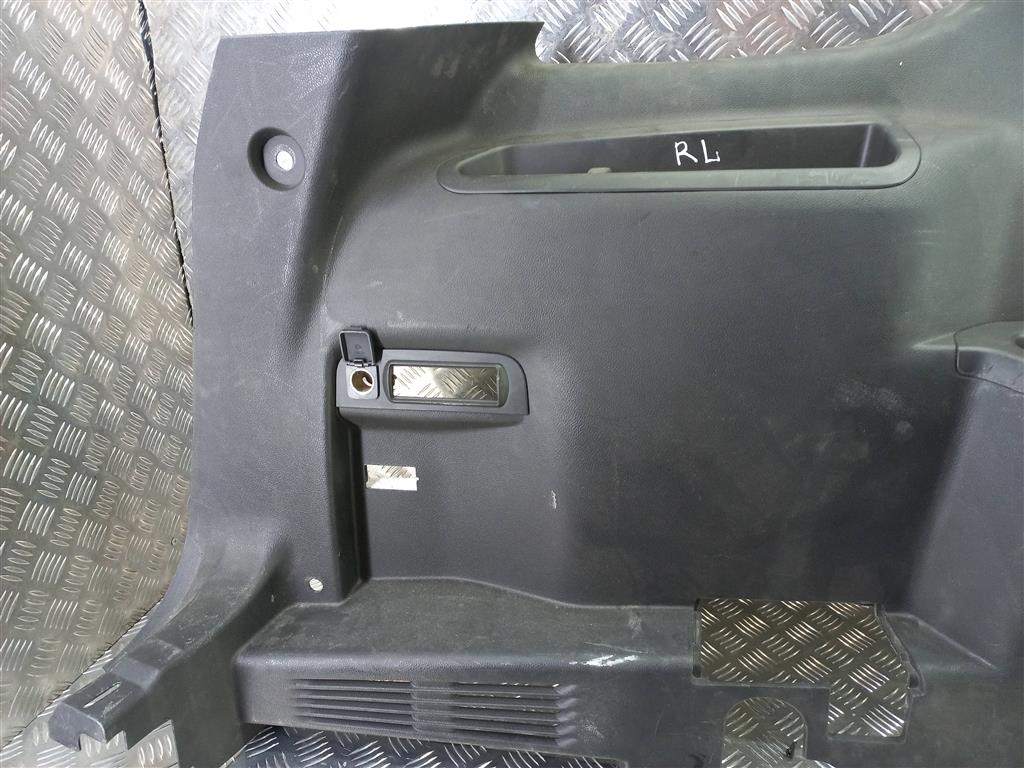 обшивка FORD EXPLORER 3.5 4WD AT (290 л.с.)Explorer  V рестайлинг (2015—2018) Внедорожник BB537831113AAW, 6500 рублей, Москва