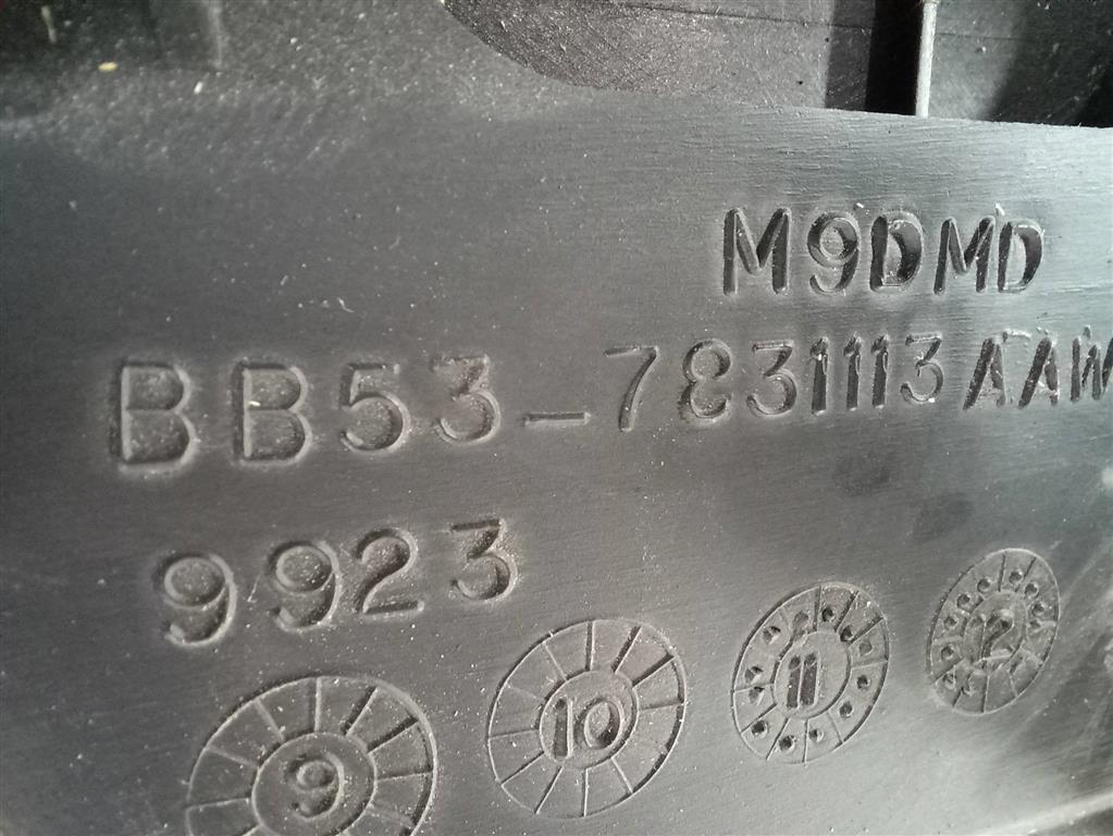 обшивка FORD EXPLORER 3.5 4WD AT (290 л.с.)Explorer  V рестайлинг (2015—2018) Внедорожник BB537831113AAW, 6500 рублей, Москва