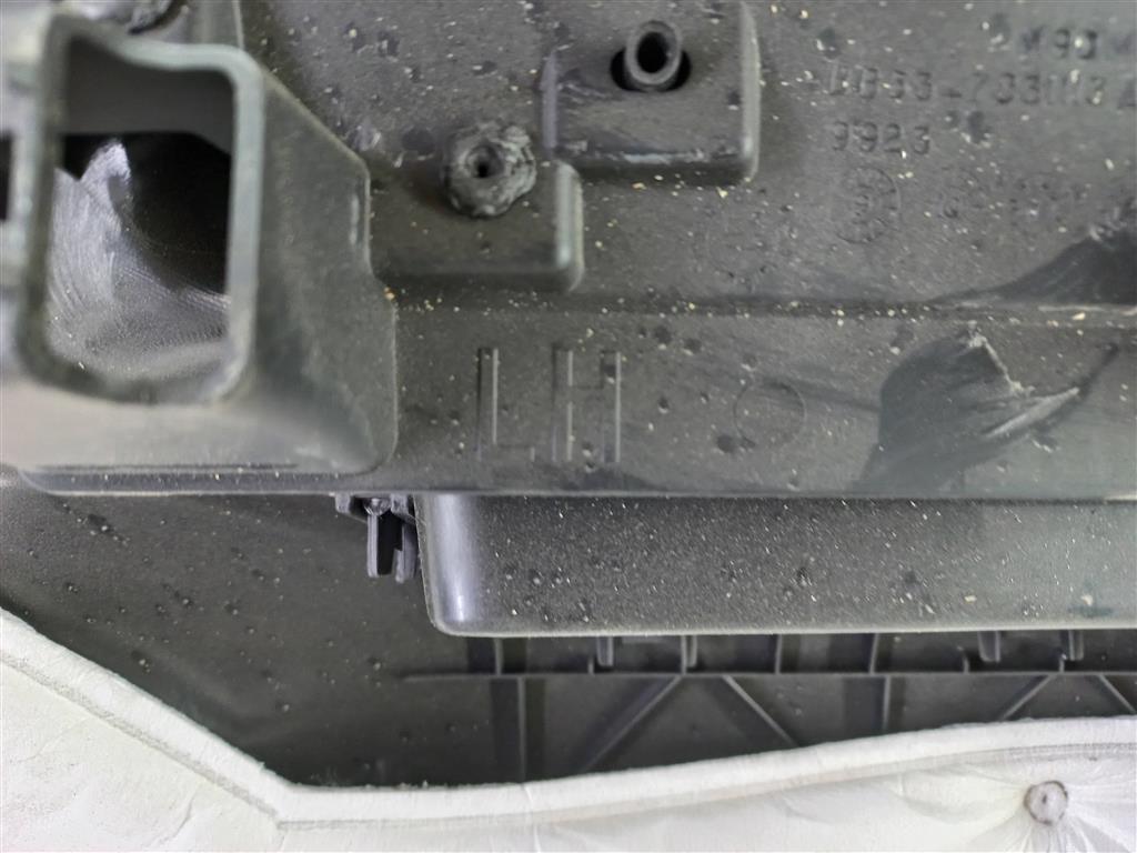 обшивка FORD EXPLORER 3.5 4WD AT (290 л.с.)Explorer  V рестайлинг (2015—2018) Внедорожник BB537831113AAW, 6500 рублей, Москва