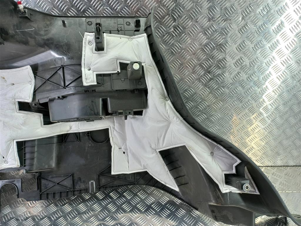 обшивка FORD EXPLORER 3.5 4WD AT (290 л.с.)Explorer  V рестайлинг (2015—2018) Внедорожник BB537831012AEW, 6500 рублей, Москва