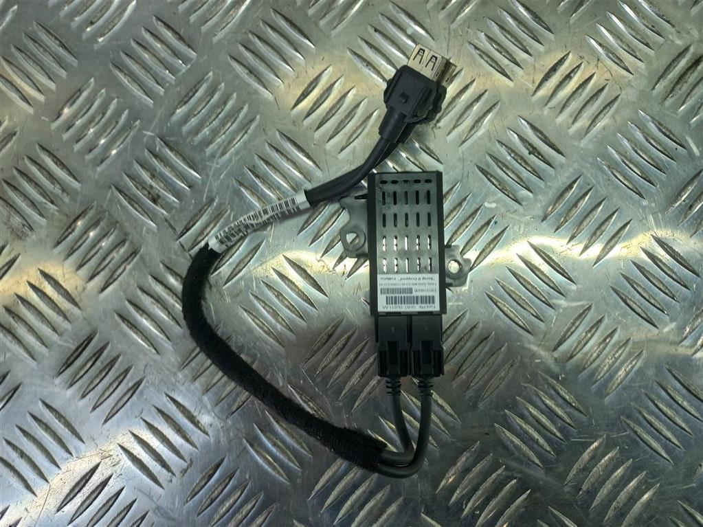 блок управления usb FORD EXPLORER 3.5 4WD AT (290 л.с.)Explorer  V рестайлинг (2015—2018) Внедорожник gu5t19j211aa, 4540 рублей, Москва