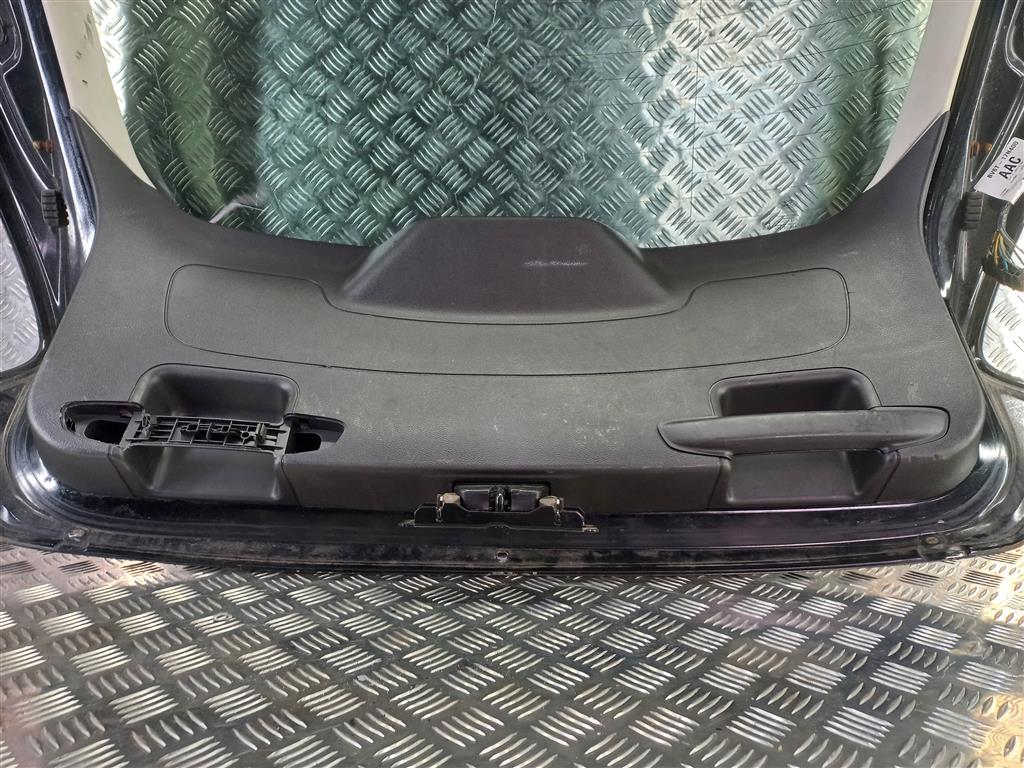 крышка багажника FORD Focus  1838957, 7300 рублей, Москва