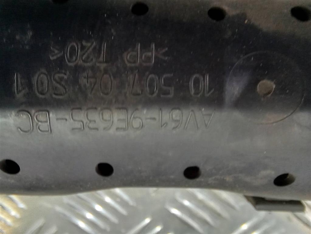 патрубок воздушного фильтра FORD Focus  1745844, 1440 рублей, Москва